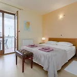Apartman Dora