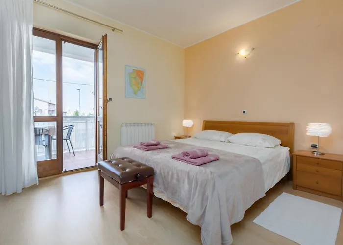 Apartman Dora